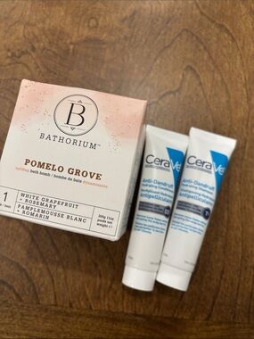 NWT bathbomb & NWT shampoo trial set